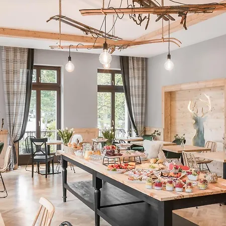 Oda ve Kahvaltı Krupowki 3*